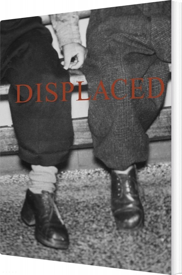 Displaced - Tina Enghoff - Bog - Forlaget Vandkunsten