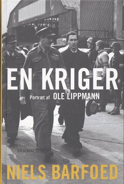 En Kriger - Niels Barfoed - Bog - Gyldendal