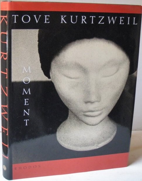 Moment - Tove Kurtzweil - Multilingual Bog - Forlaget Rhodos