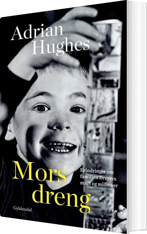 Mors Dreng - Adrian Hughes - Bog - Gyldendal