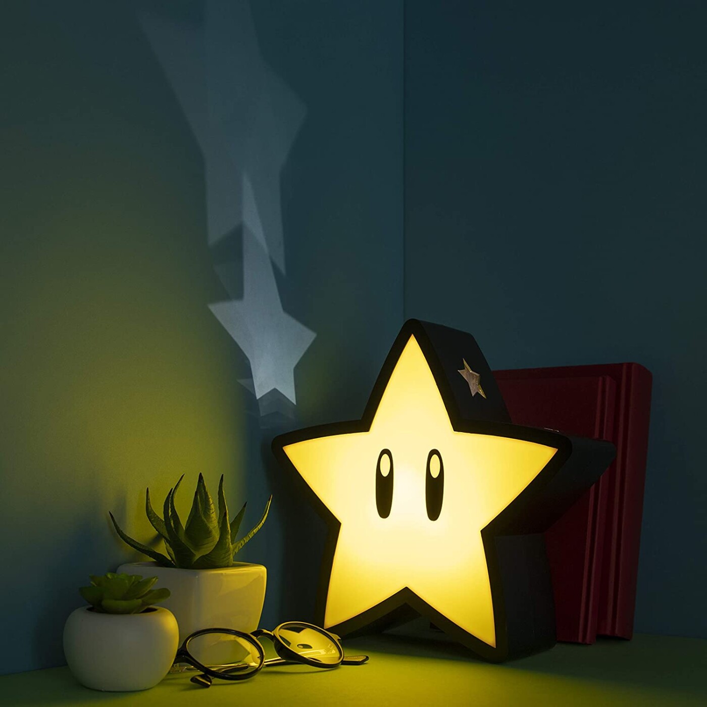Nintendo Super Stjerne Bordlampe Med Projektion - Paladone
